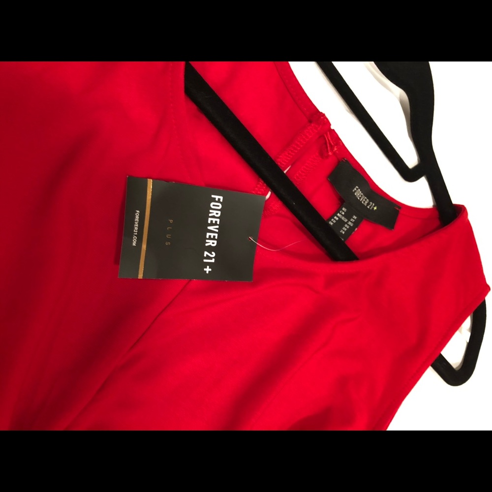 Forever 21 Plus Size Twist Front Top + GWP!